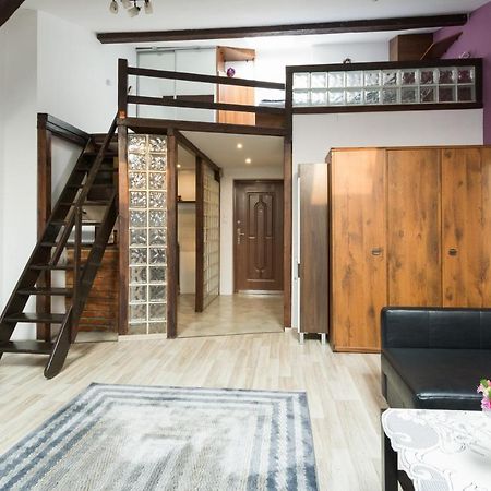 Gorgeous Loft In Perfect Location! Apartment Красков Екстериор снимка